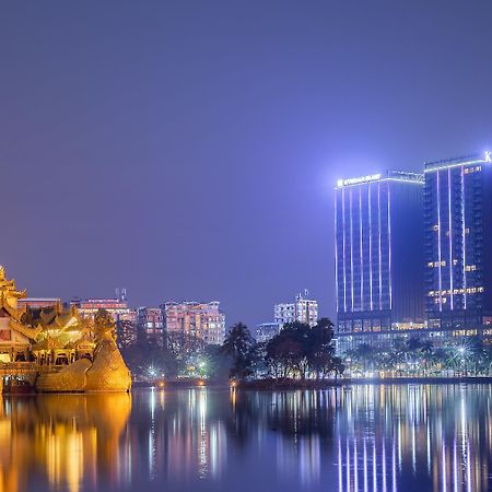 วินด์แฮม แกรนด์ ย่างกุ้ง โฮเต็ล Hotel ภายนอก รูปภาพ